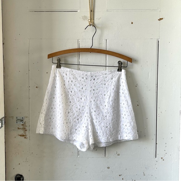Urban Outfitters Balboa High Rise White Eyelet Lace Shorts - Picture 3 of 14